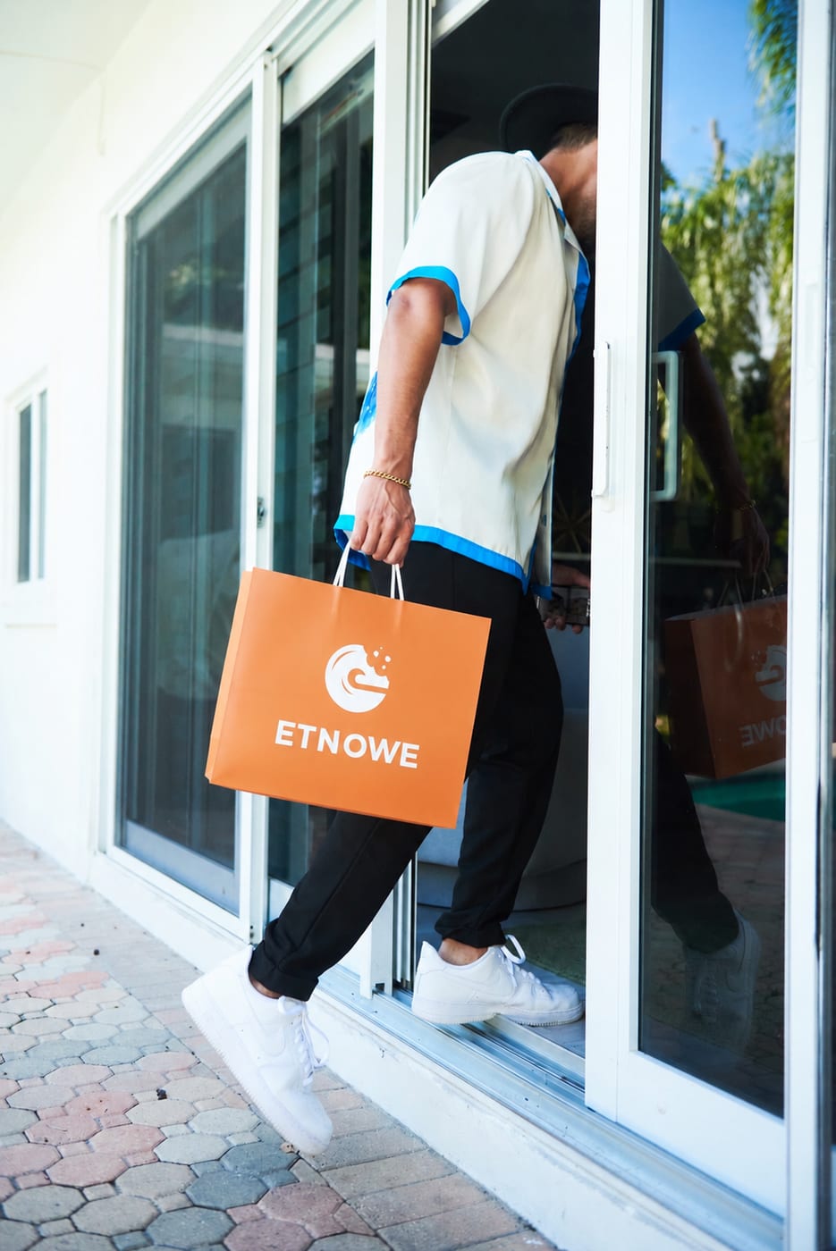Cultural cuisine delivered by ETNOWE